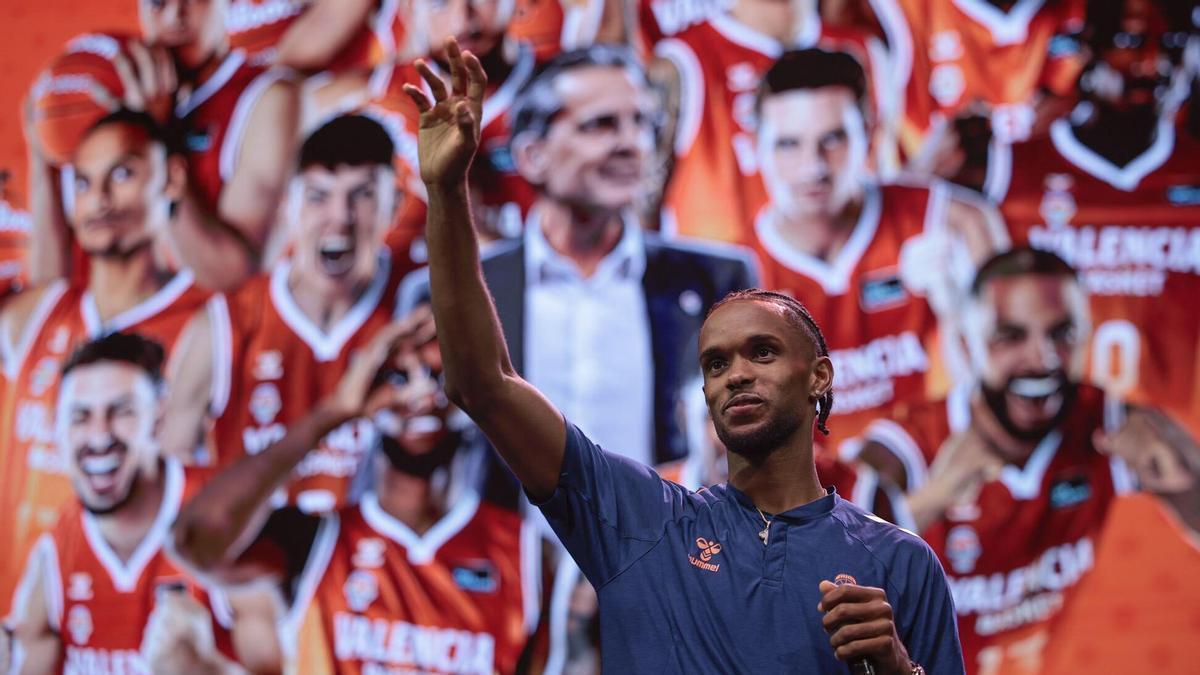 Jean Montero paga la cláusula y deja de ser jugador del Valencia Basket