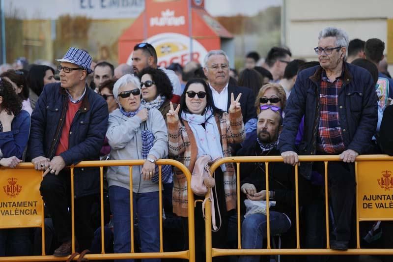 Búscate en la mascletà del 14 de marzo