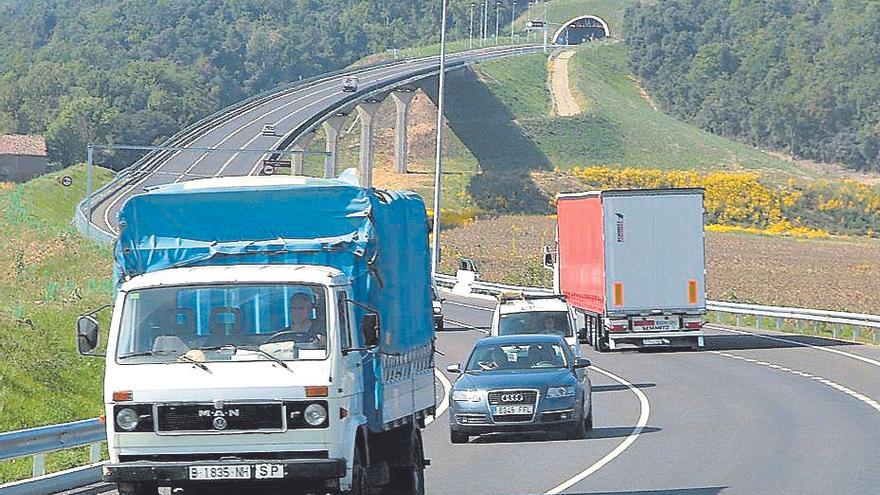 Un ferit en un accident de trànsit al túnel de Bracons a la Vall d&#039;en Bas