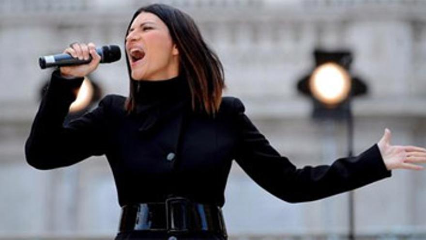 Laura Pausini muestra su serenidad y paz interior en &quot;Primavera anticipada&quot;