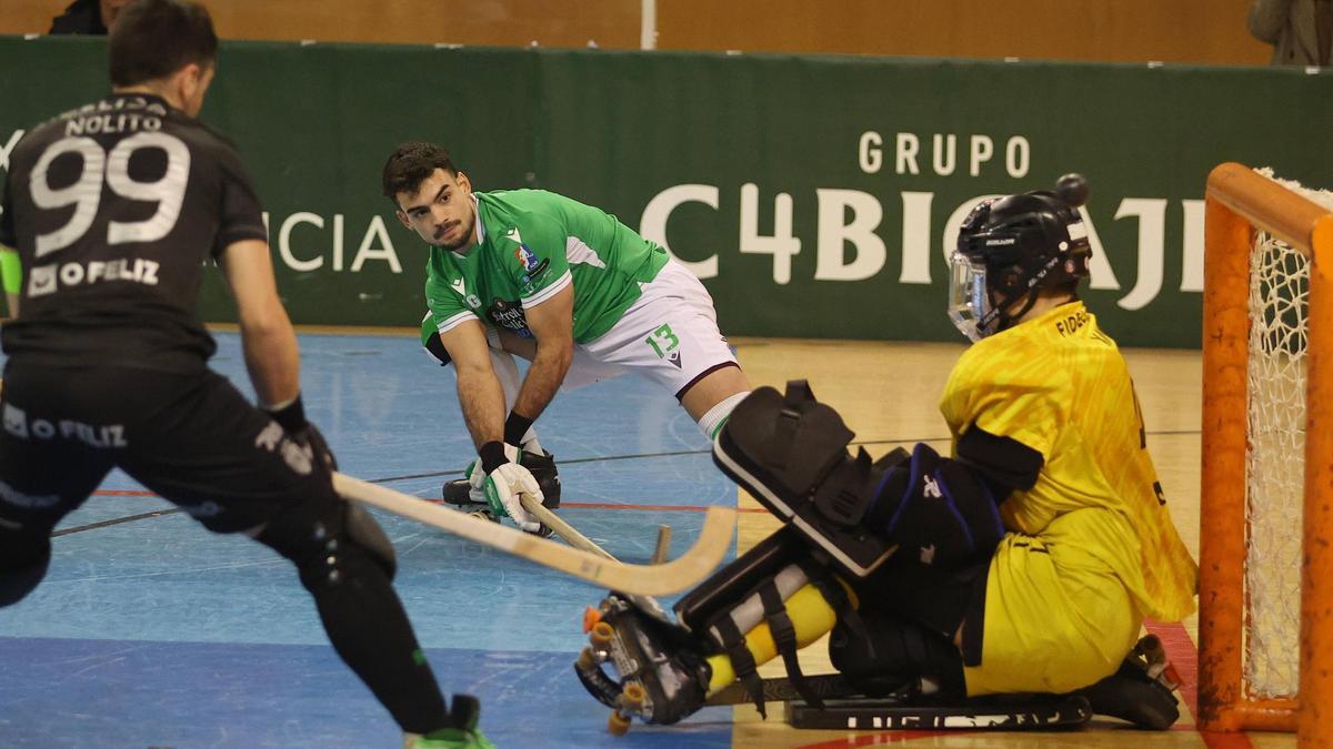Bruno Saavedra, sancionado con seis partidos tras su expulsión frente al Benfica
