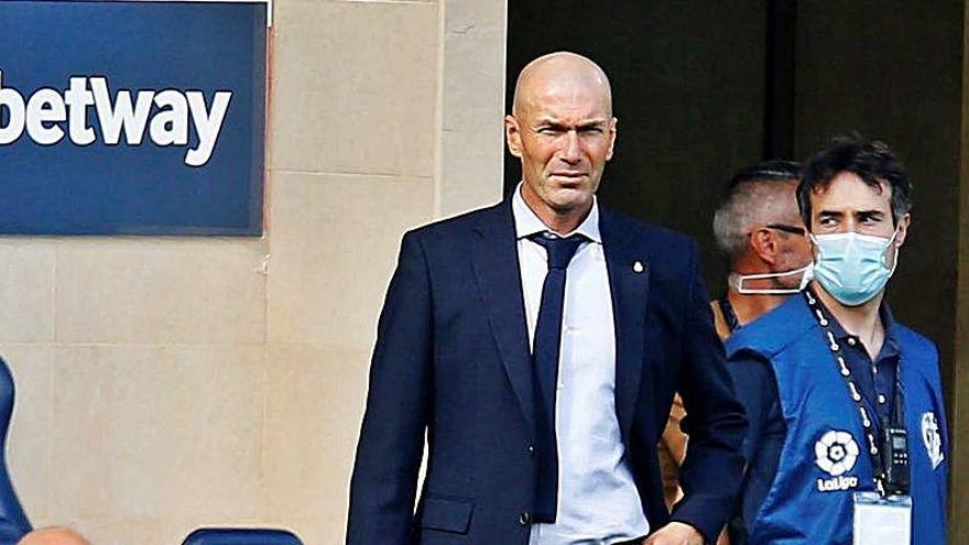 Zidane exige un fichaje para entrenar al PSG