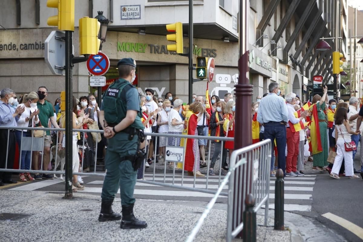 Concentración en Zaragoza en apoyo al coronel de la Guardia Civil Pérez de los Cobos