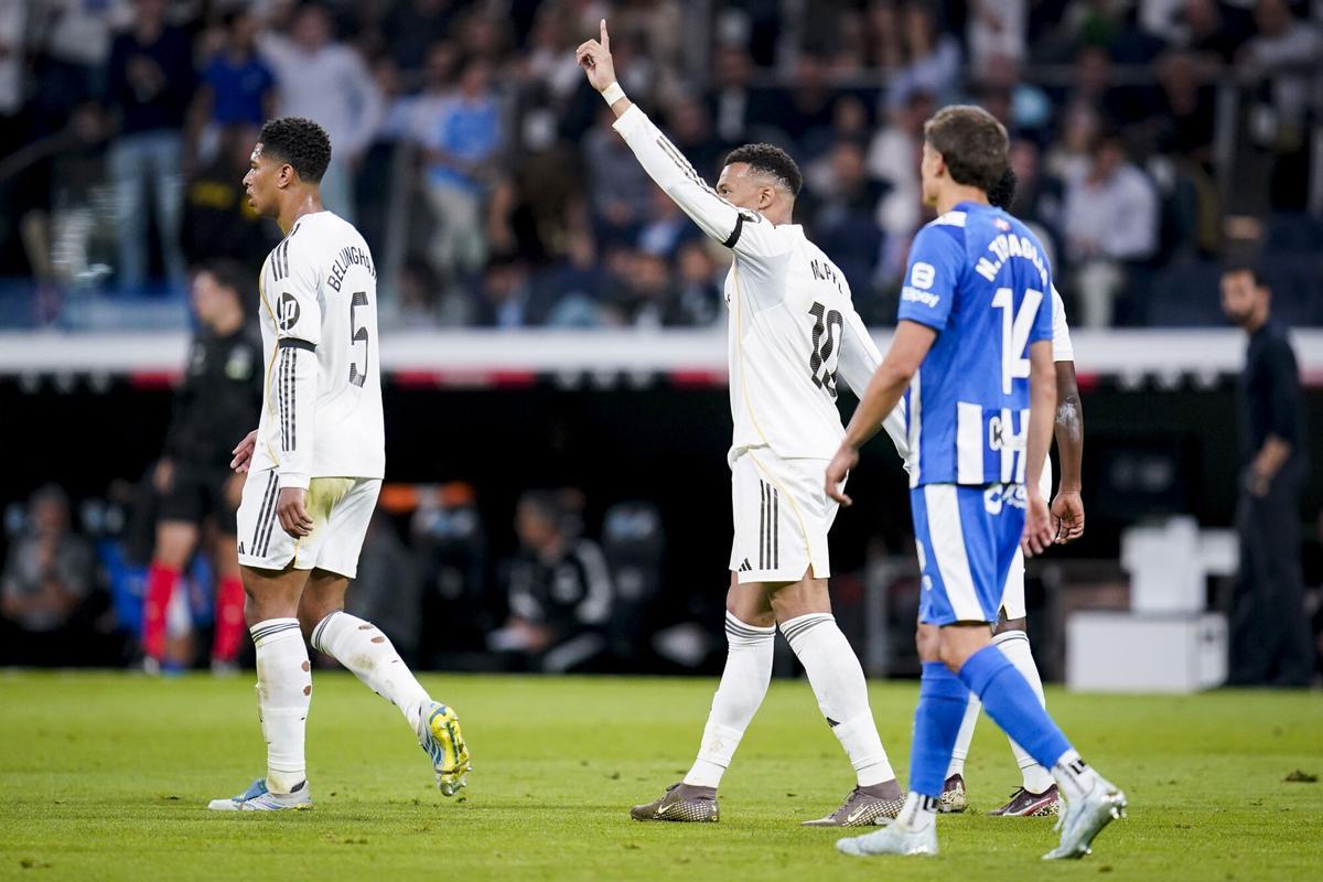 Kylian Mbappe celebra su gol.