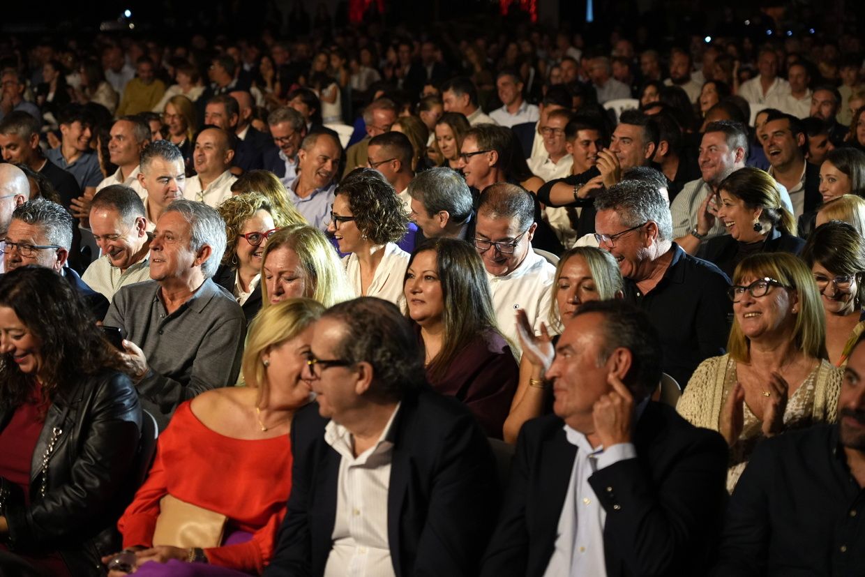 Galería de fotos de la gala del 50º aniversario de Grúas Tomás en Vila-real