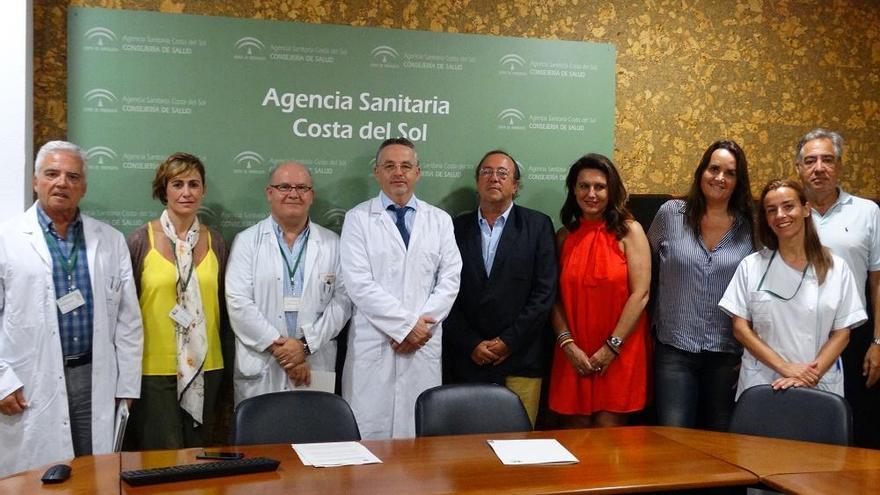 Torcuato Romero y Javier Pérez en la firma del convenio.