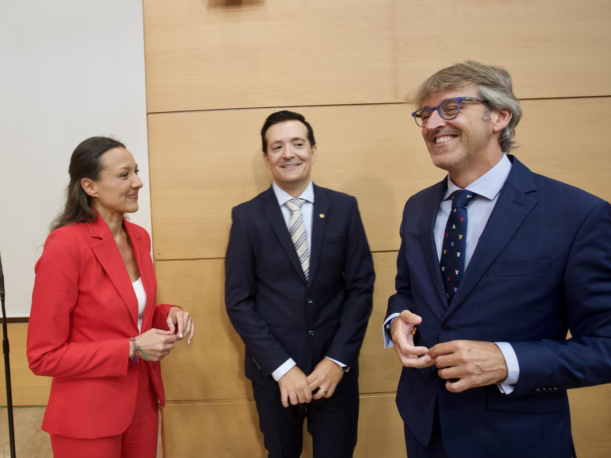 FOTOS: La toma de posesión del equipo de Gobierno de López Miras en imágenes