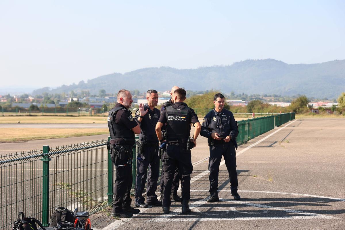 EN IMÁGENES: Los medios aéreos con los que la Policía Nacional vigila Asturias desde el cielo en verano EN IMÁGENES: Los medios aéreos con los que la Policía Nacional vigila Asturias desde el cielo en verano