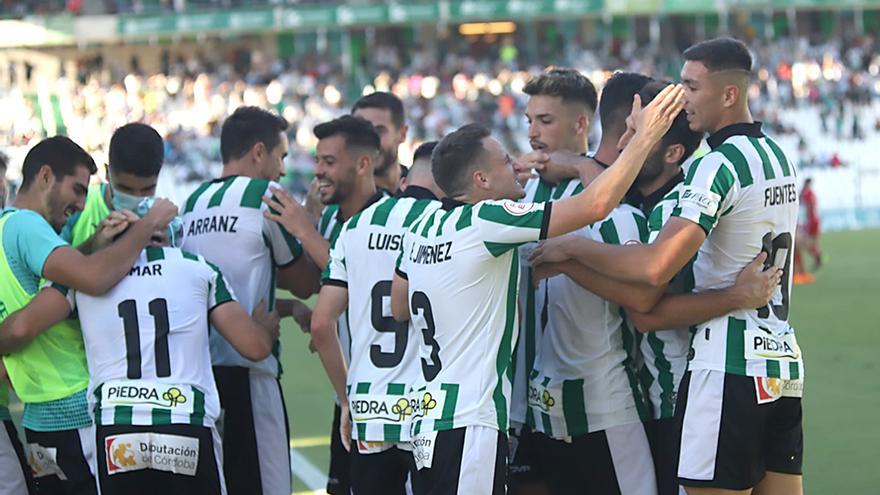 Las imágenes del Córdoba CF-Don Benito