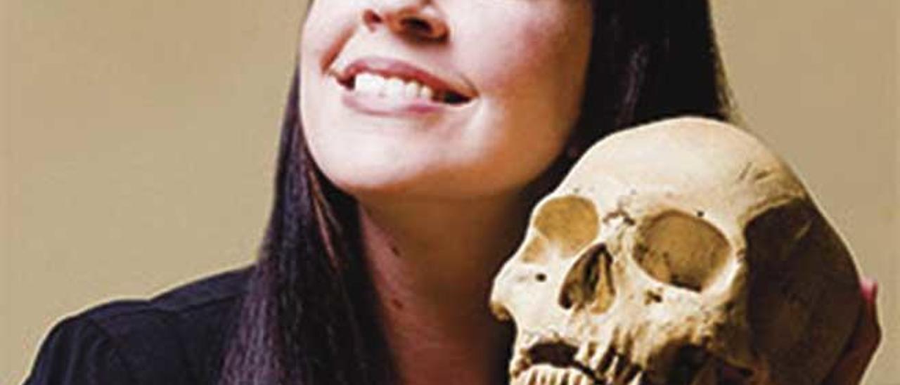 La empresaria del sector funerario estadounidense Caitlin Doughty.