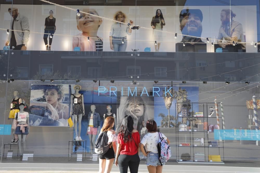 La plaza Aza y Primark revitalizan el pasaje Doctor Serra