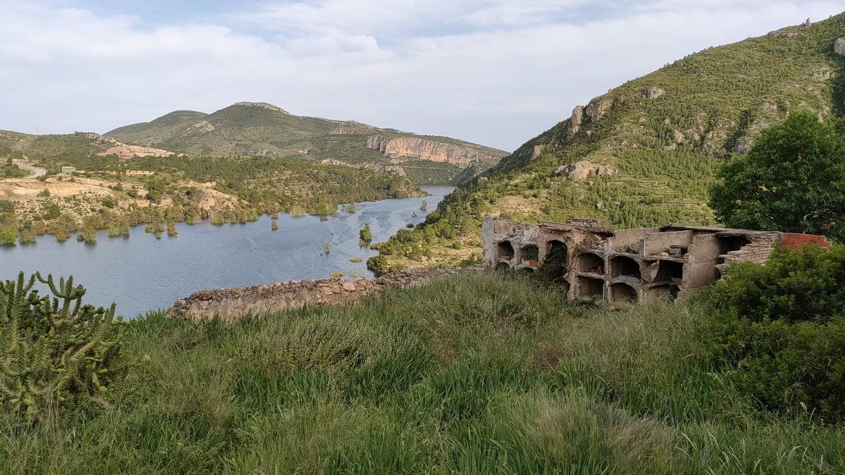 Domeño viejo: el salto al Túria