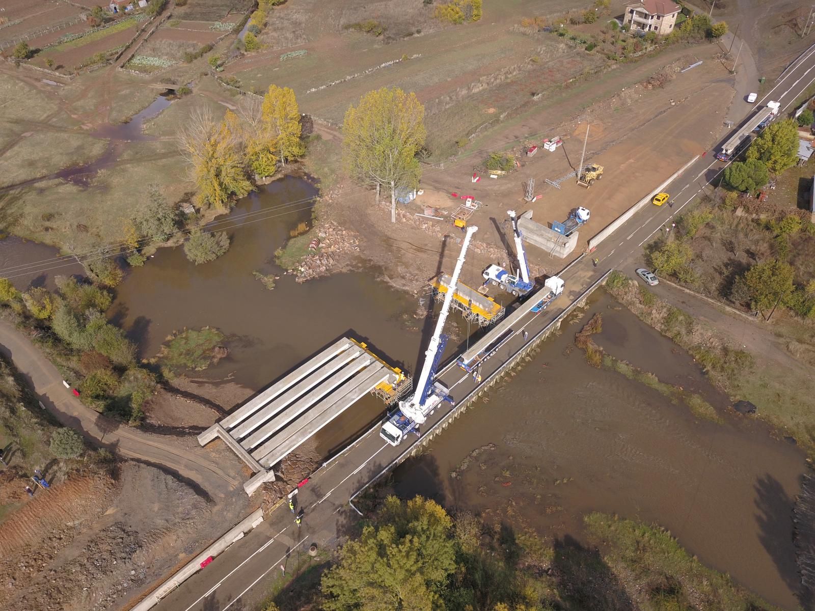 GALERÍA | Obras en el puente de Domez sobre el río Aliste