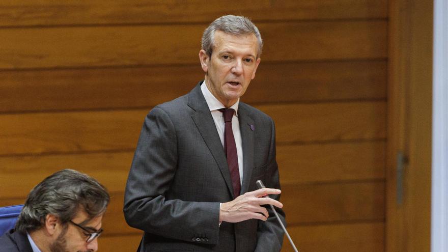 El presidente de la Xunta, Alfonso Rueda, este miércoles en el Parlamento de Galicia