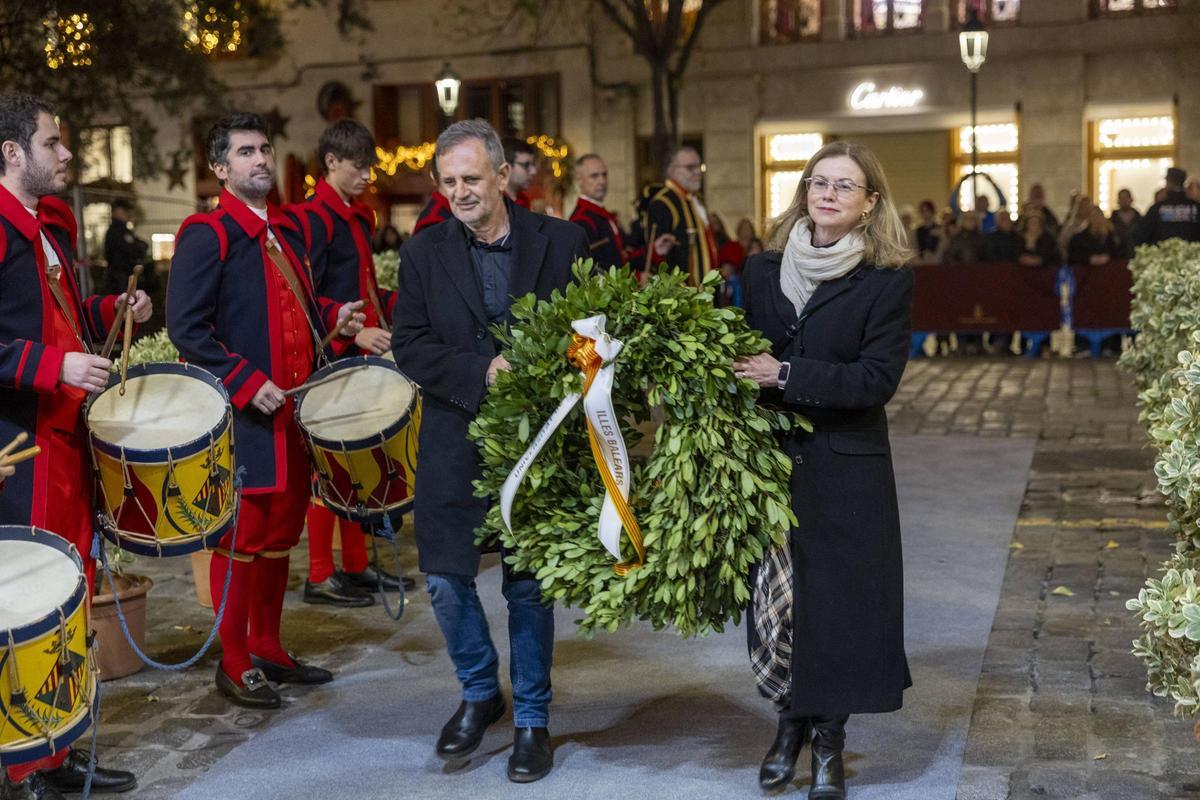 FOTOS | La ofrenda floral en imágenes