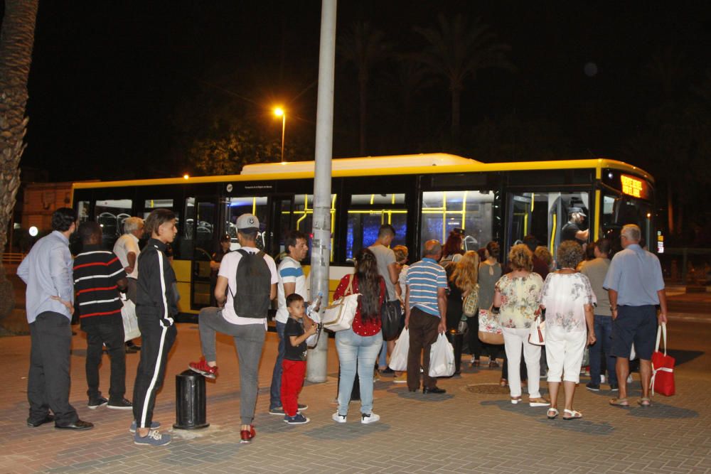 Disparan con perdigones a un autobús de Murcia