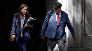 El sistema de pagaments al PSOE sorprèn el jutge: ¿Els diners els recollia qualsevol persona que li digués Koldo, un motorista, qui fos?» El sistema de pagaments al PSOE sorprèn el jutge: ¿Els diners els recollia qualsevol persona que li digués Koldo, un motorista, qui fos?»