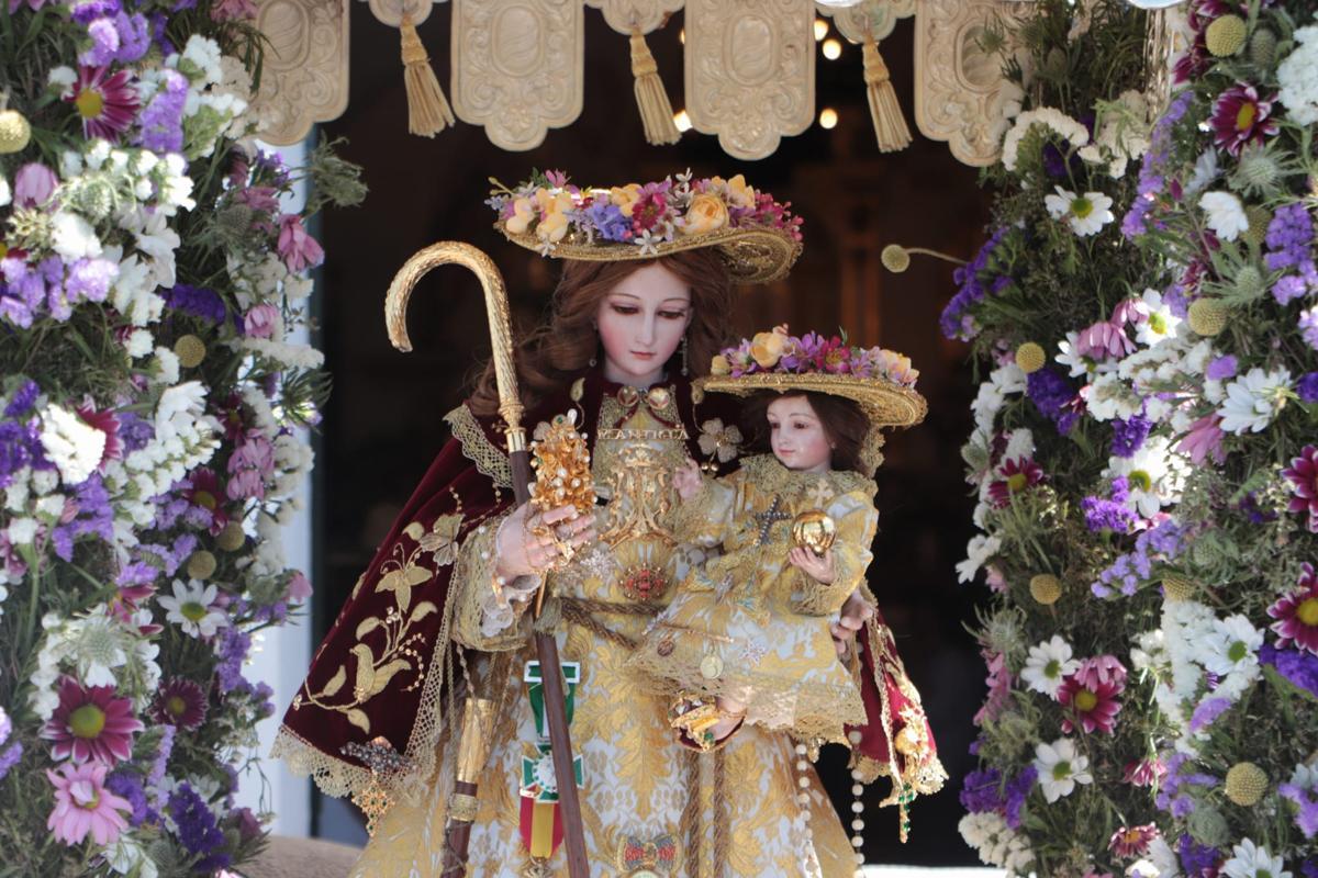 Hinojosa celebra la romería de la Virgen de la Antigua Coronada