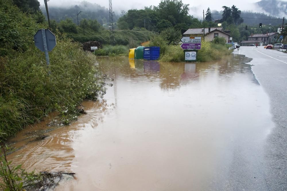 Inundaciones causadas por los chaparrones.