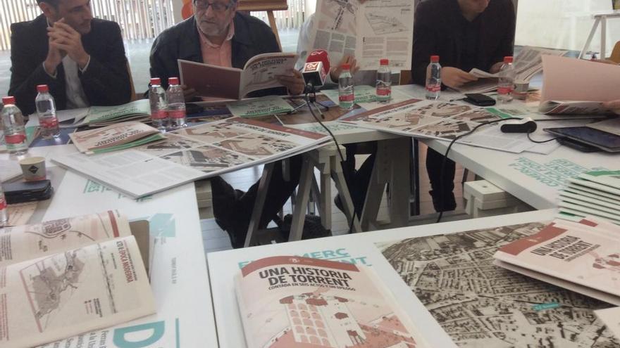 Torrent edita 12.000 cómics para divulgar entre los alumnos la historia de la Torre