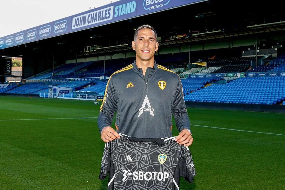 Joel Robles (Leeds United) Joel Robles (Leeds United)