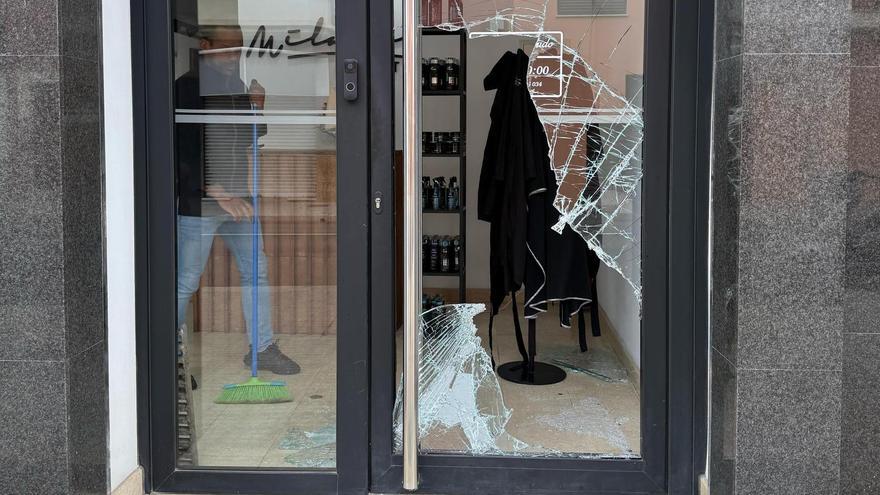 VÍDEO | Segundo robo en El Molinar en 24 horas: Los ladrones saquean ahora una peluquería