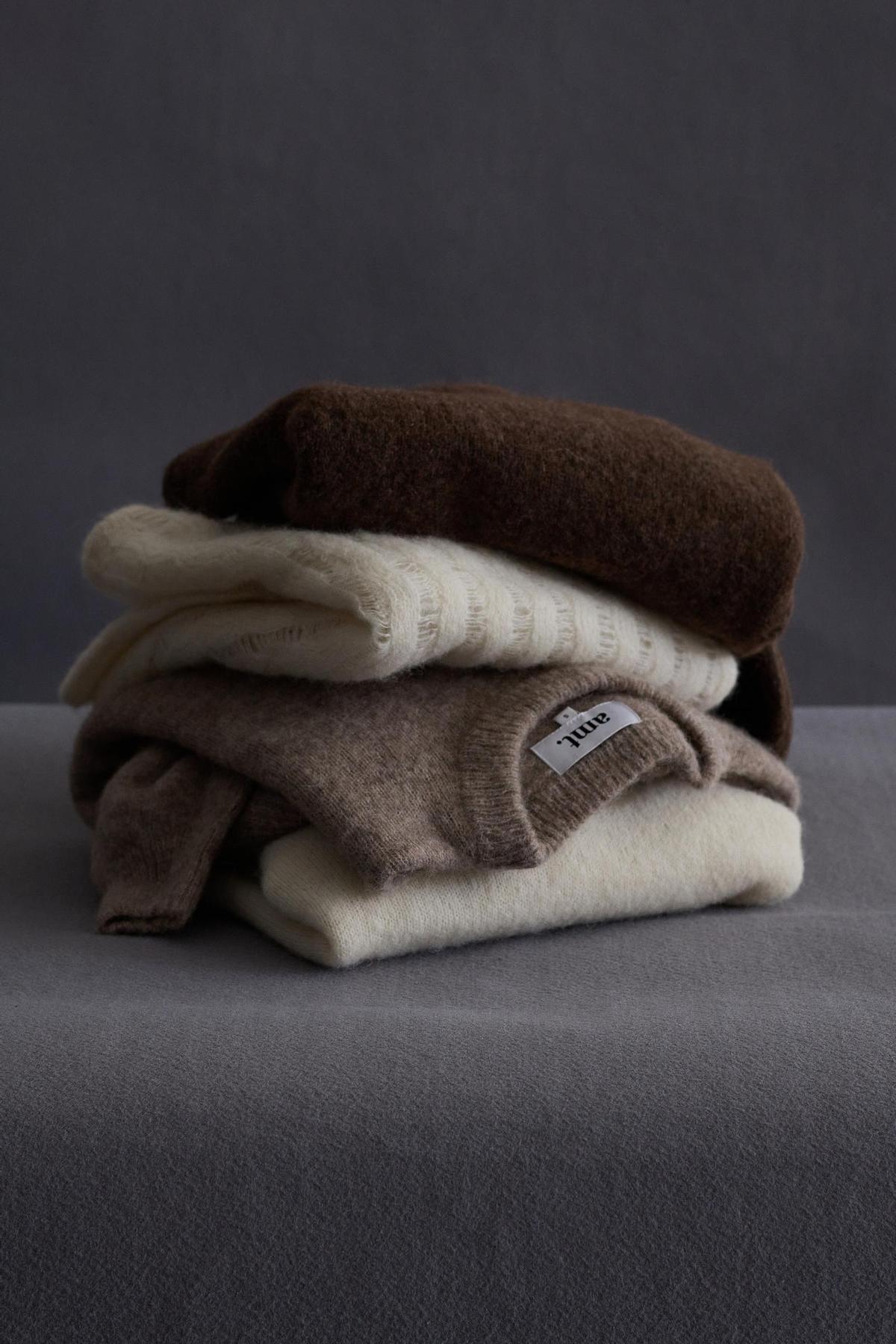 Jerseis de diferents tonalitats en una imatge promocional