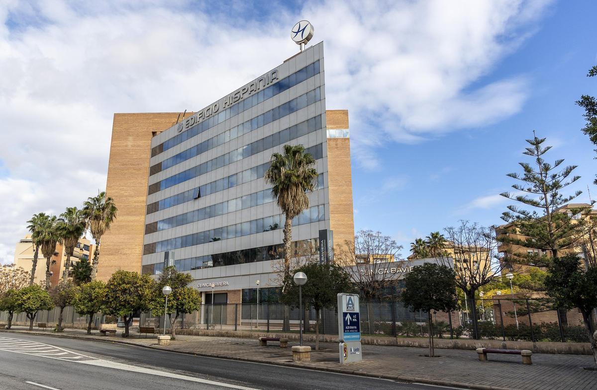 Edificio Hispania de Alicante y en cuya compra por Port Hotels ha intervenido Concordia Real Estate.