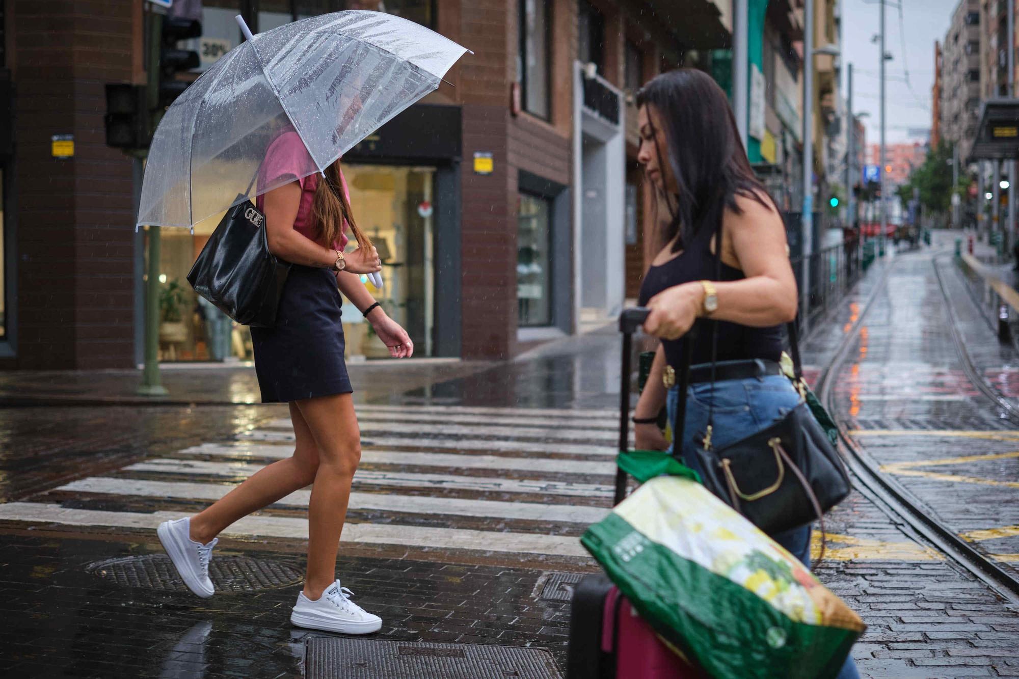 Caen las primeras lluvias en Canarias a la espera de la tormenta tropical 'Hermine'