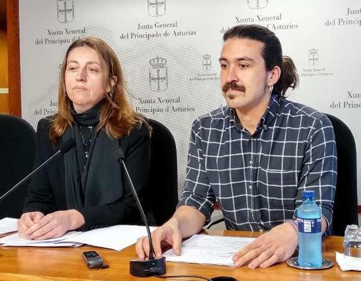 Lorena Gil y Andrés Fernández Vilanova, en la rueda de prensa.
