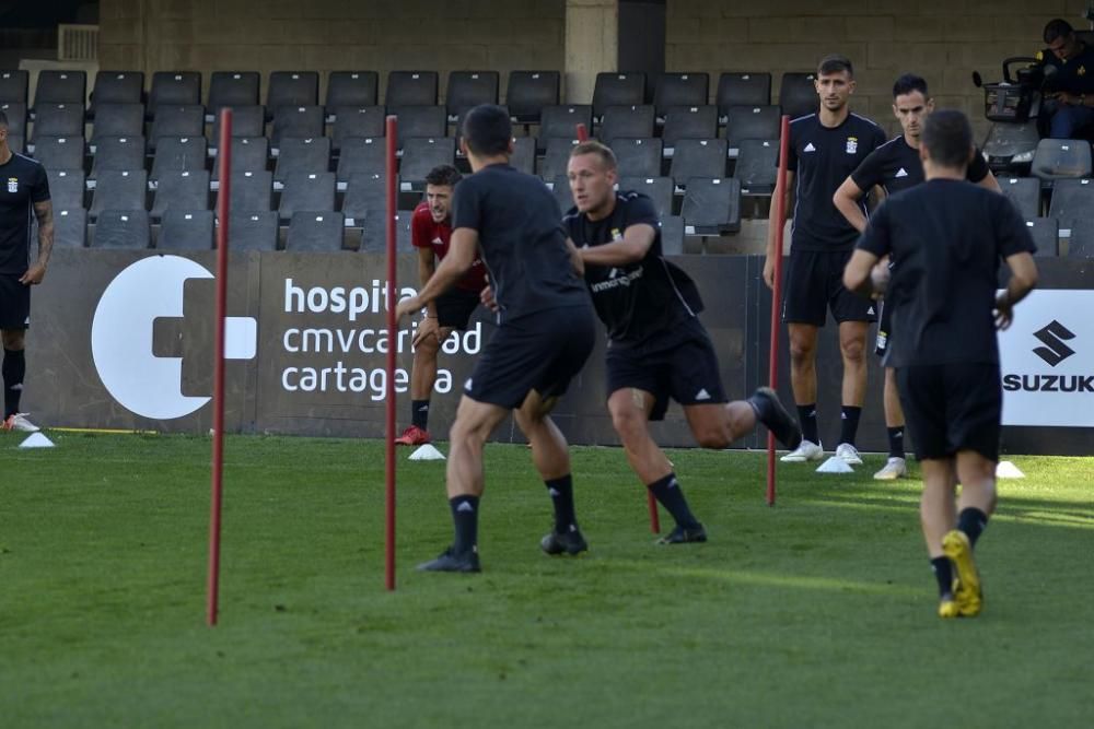 Entrenamiento del FC Cartagena en el Cartagonova (07/06/2019)