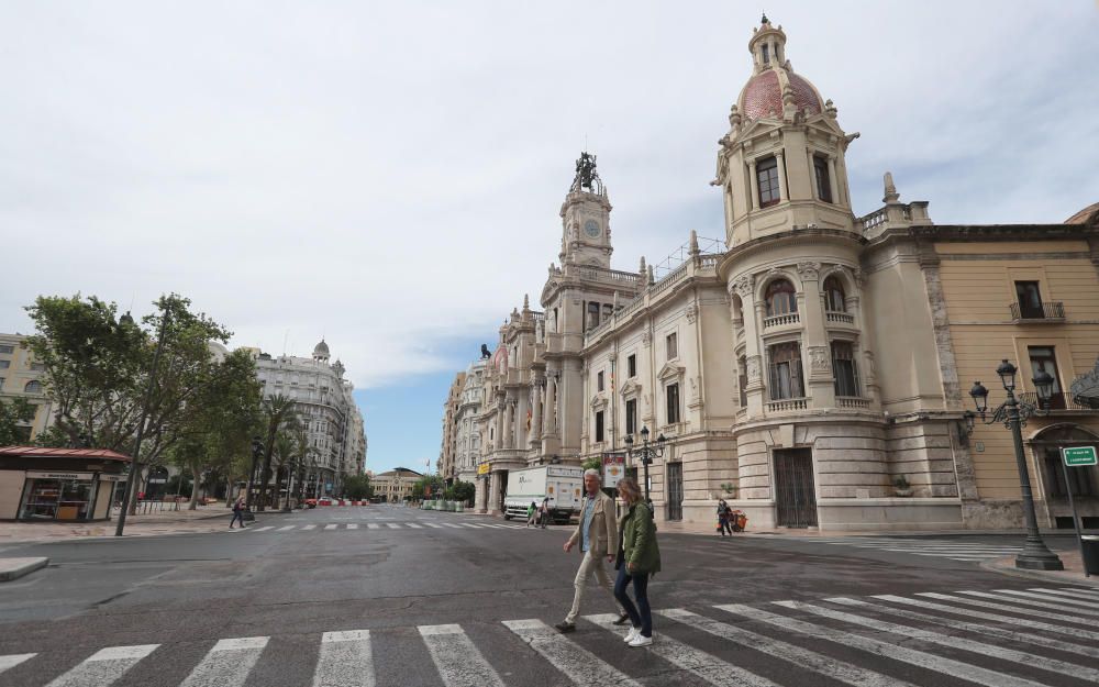 Primer fin de semana desde la peatonalización completa de la Plaza del Ayuntamiento.