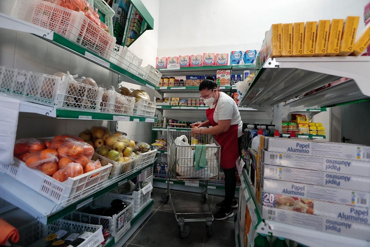 El comedor social La Milagrosa retoma los almuerzos a colectivos sin recursos