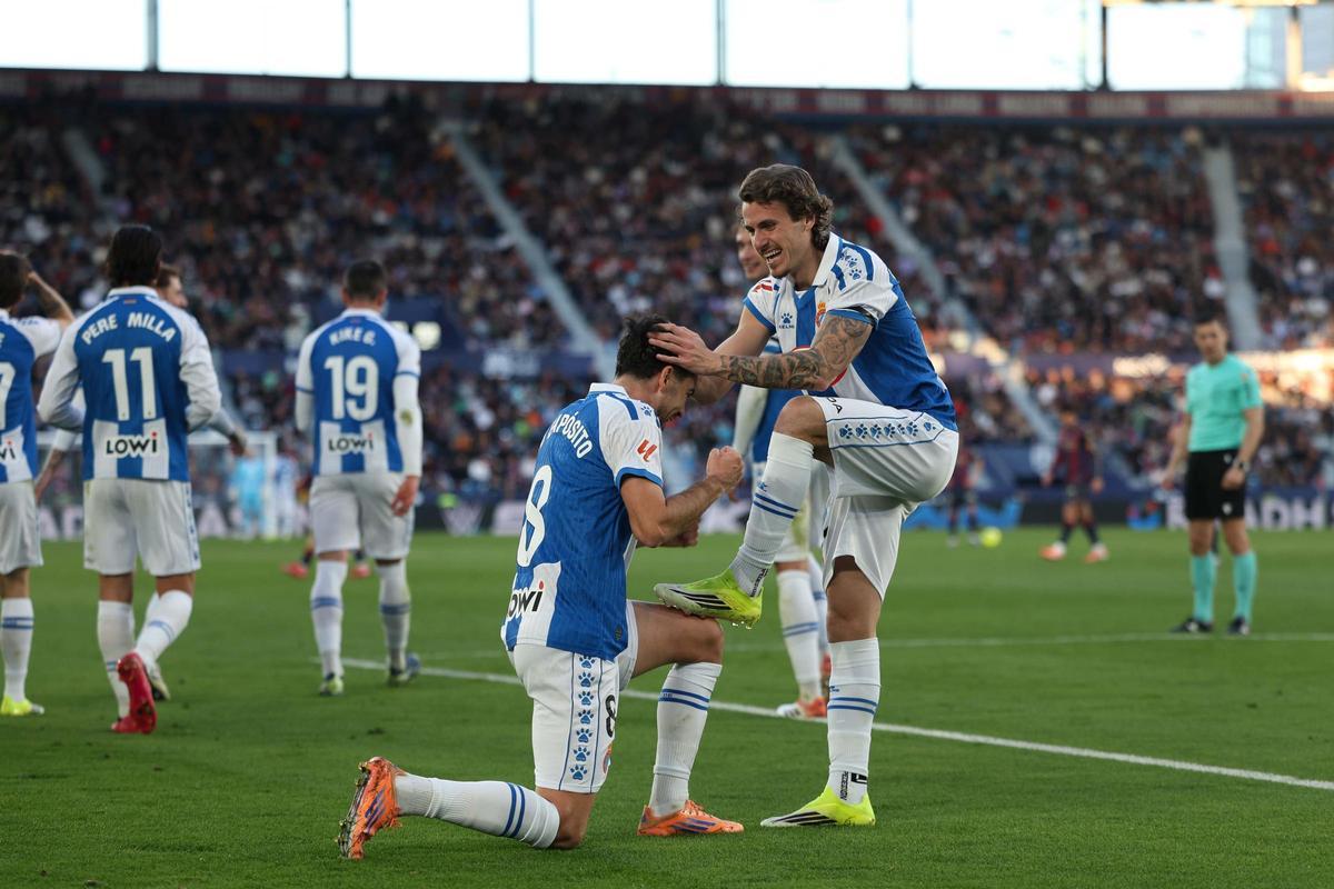 Carlos Romero, autor de un golazo frente al Levante