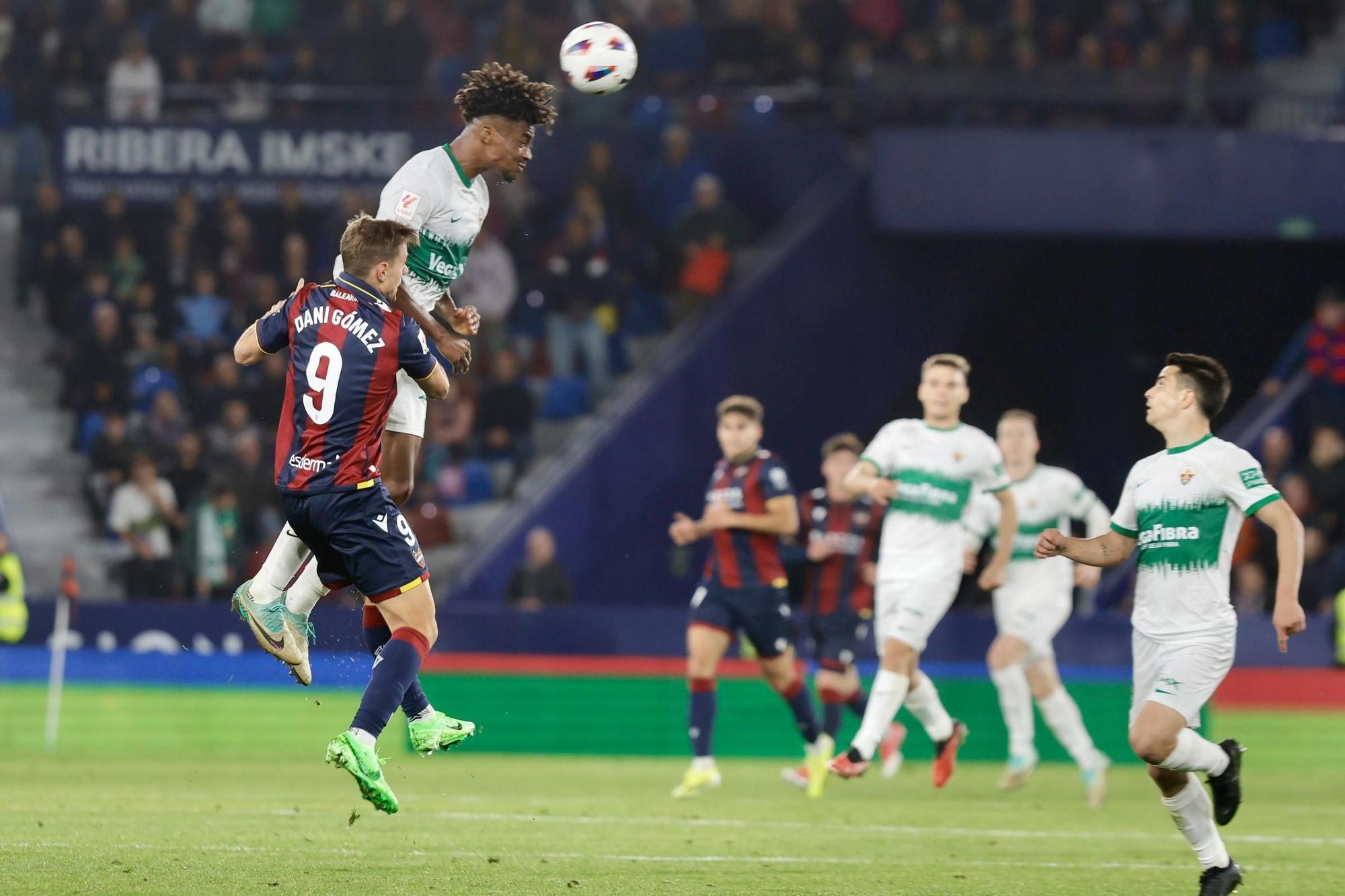 Levante UD - Elche CF en imágenes