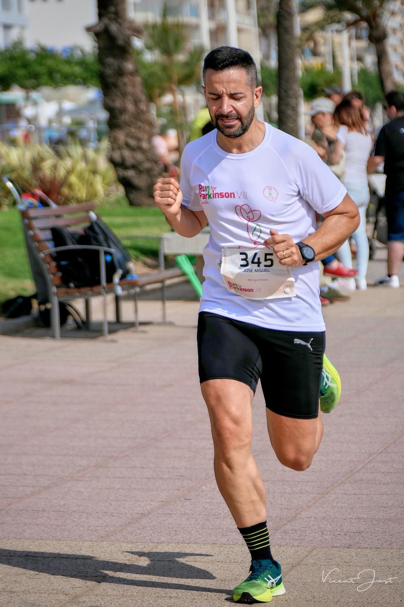 Búscate en el Run For Parkinson de la playa de Gandia