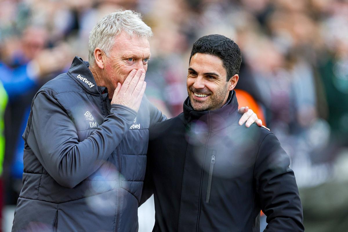 David Moyes Manager of West Ham United greets Mikel Arteta Manager of Arsenal during the English championship Premier League football match between West Ham United and Arsenal on 11 February 2024 at the London Stadium in London, England - Photo Nigel Keene / ProSportsImages / DPPI AFP7 11/02/2024 ONLY FOR USE IN SPAIN. Nigel Keene / Pro Sports Images / AFP7 / Europa Press;2024;ANGLETERRE;ARSENAL;CHAMPIONNAT;championship;ENGLAND;ENGLISH;FOOT;football;league;PREMIER;Soccer;Sport;WEST HAM;FOOTBALL - ENGLISH CHAMP - WEST HAM v ARSENAL
