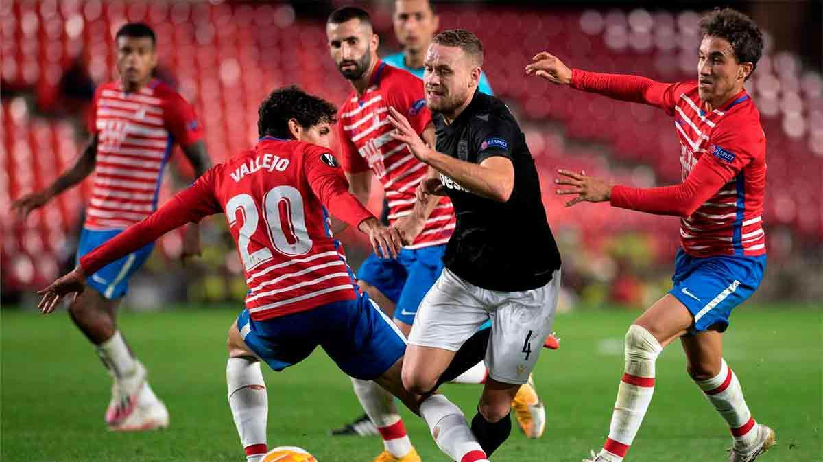 El Granada se frena en Europa en su debut: empate ante el PAOK