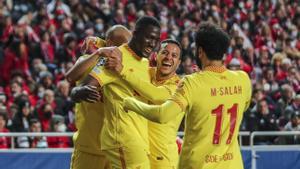 El Lliverpool s’aplana davant el Benfica el pas a semifinals de la Champions (1-3)
