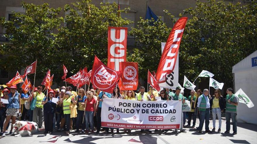 Correos vive la primera de las tres huelgas en España