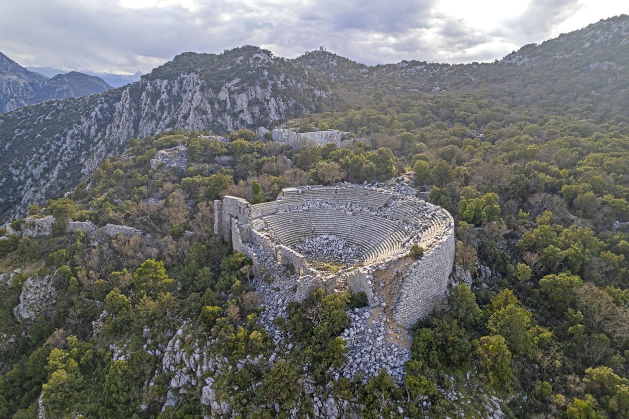 La ciudad se encoontraba en la cima de una montaña.