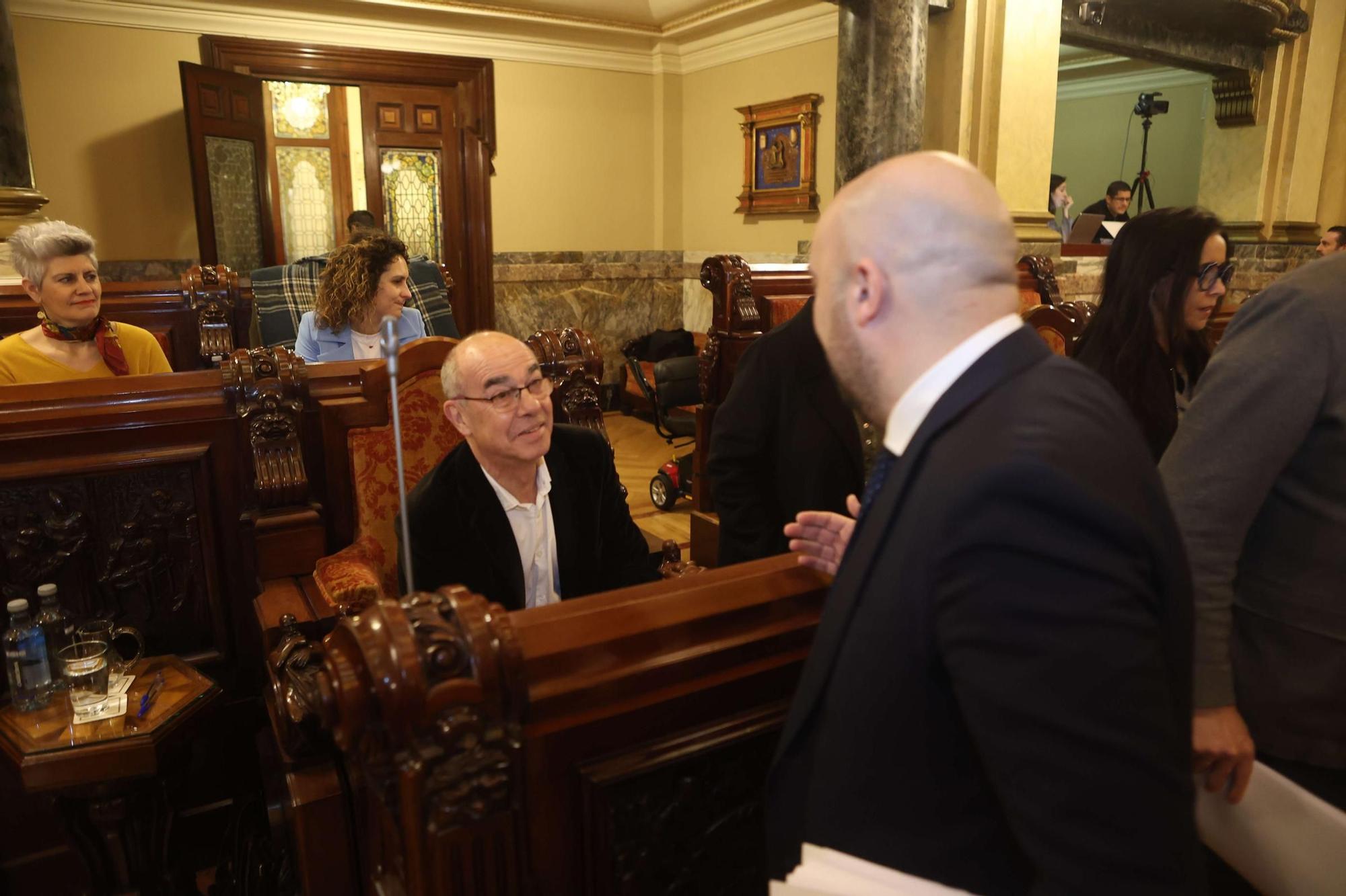 Los presupuestos de A Coruña para 2025 pasan por el pleno municipal
