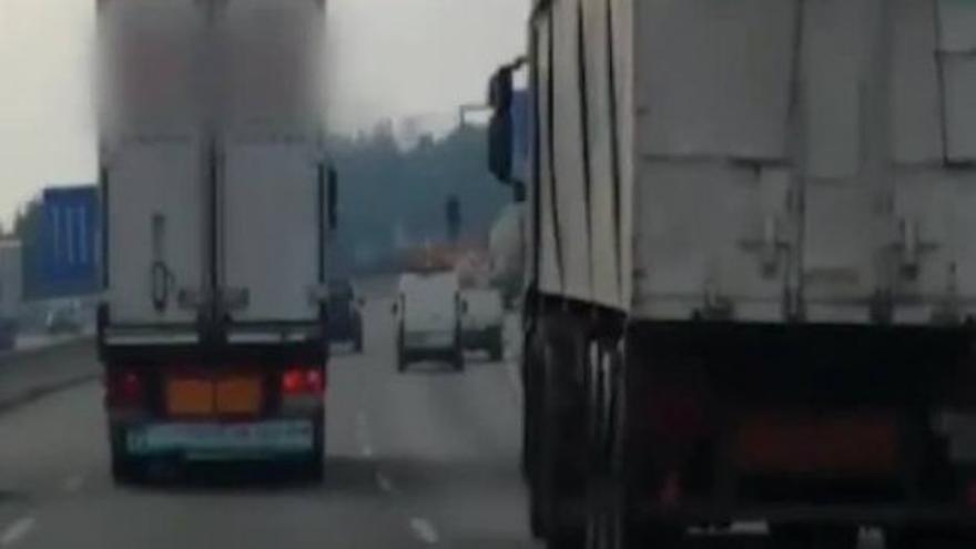 Borracho al volante en la autopista