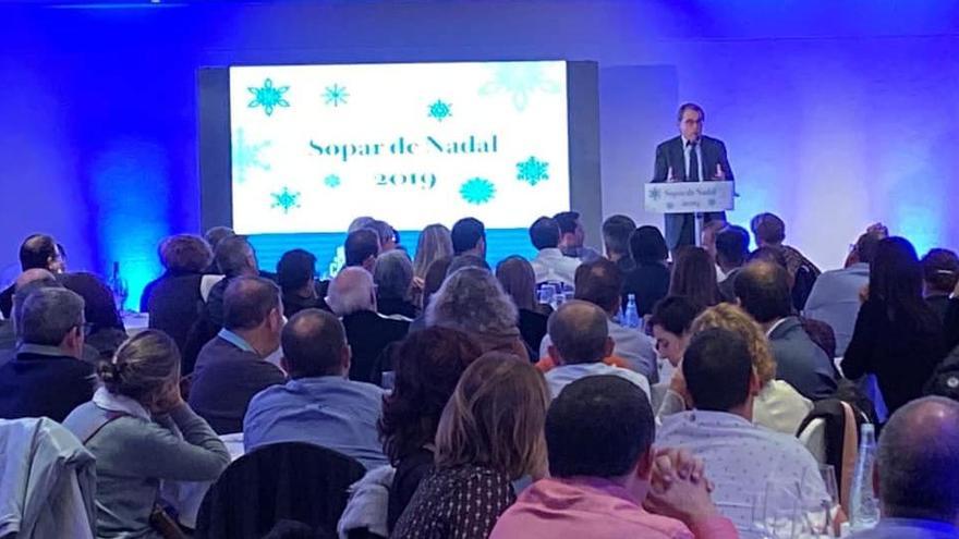 Artur Mas durant el sopar de Nadal en una imatge difosa per Junts per Figueres.