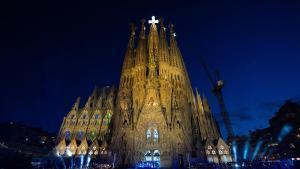 Bendición de la torre de Jesús de la Sagrada Família durante la visita del Papa.