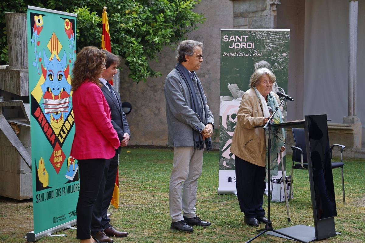 Les imatges del tradicional esmorzar literari de la Generalitat a Girona