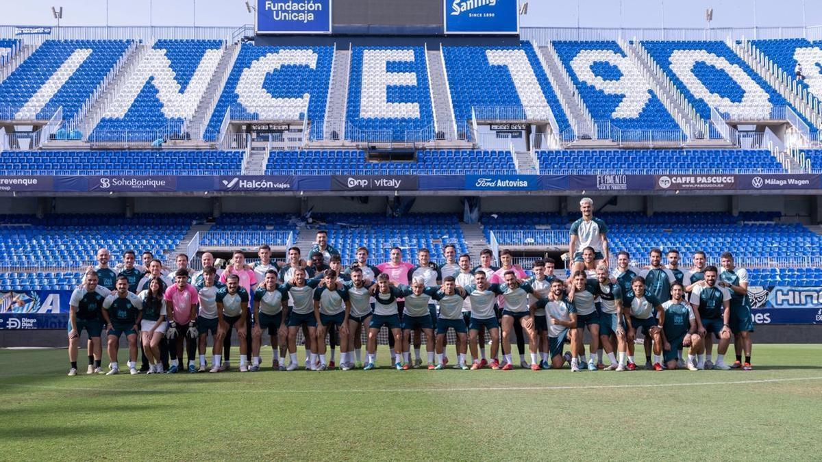 El Málaga CF en su último entrenamiento de la temporada 2025/26 en La Rosaleda.
