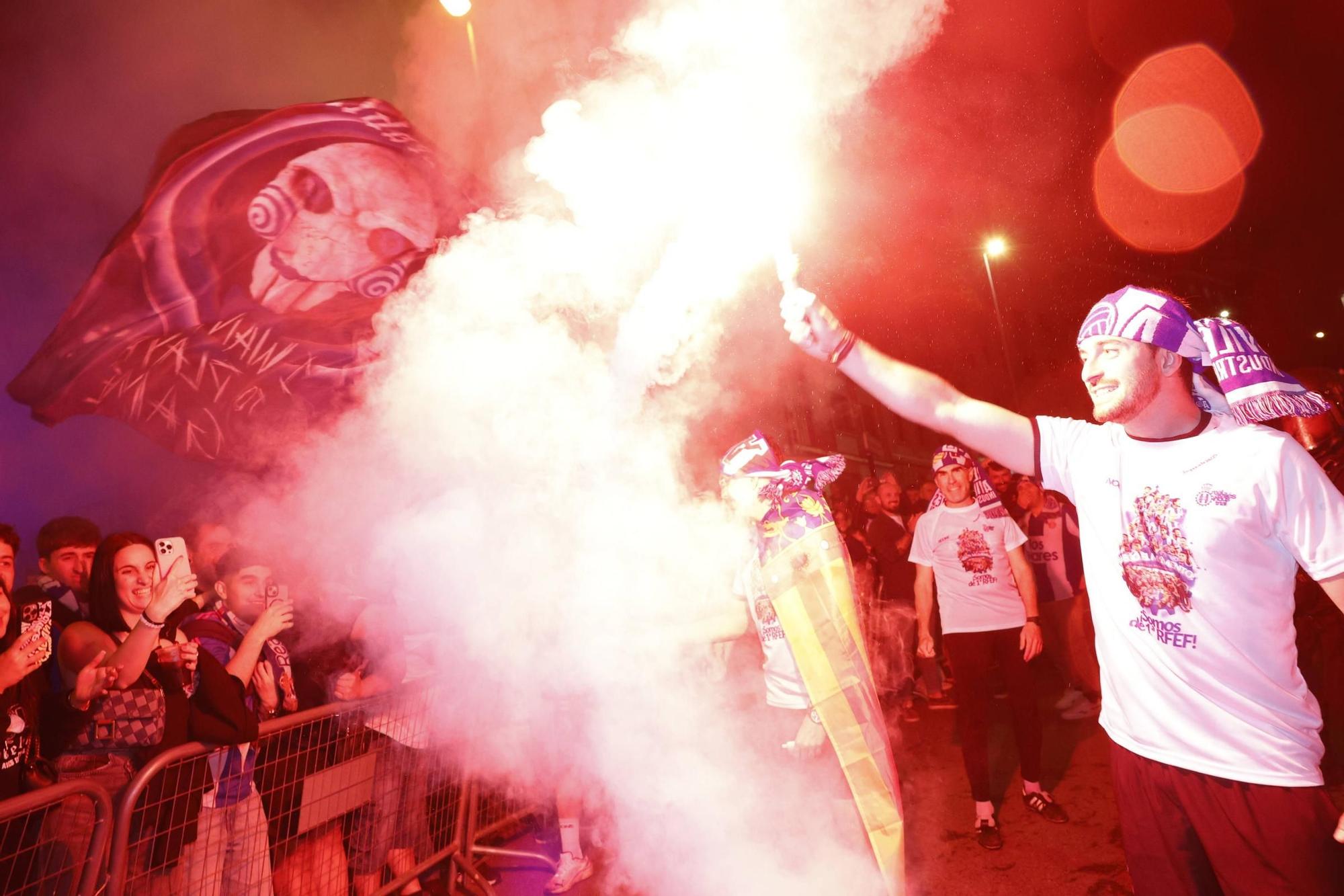 EN IMÁGENES: Locura en las calles de Avilés por el ascenso