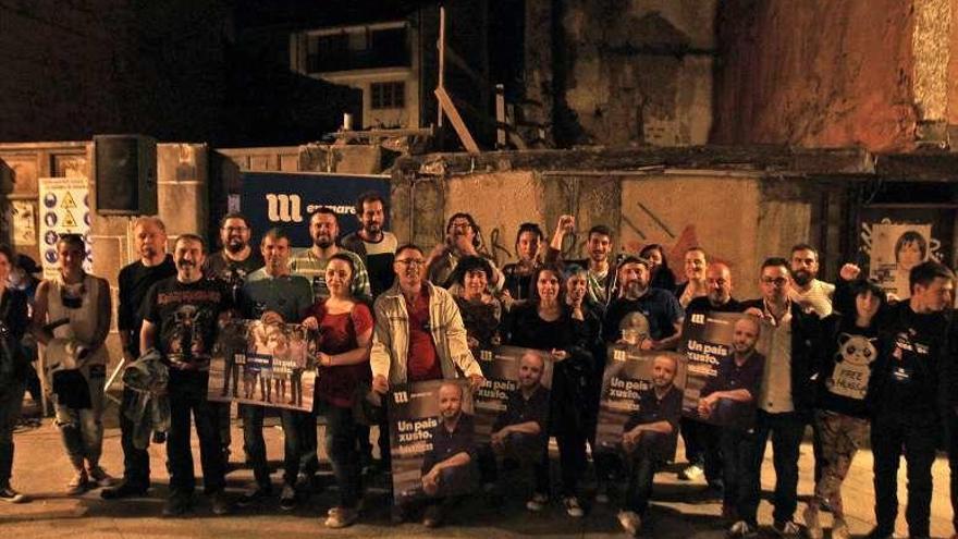 Fiesta de fin de campaña de En Marea en la Praza de San Marcial. //R.