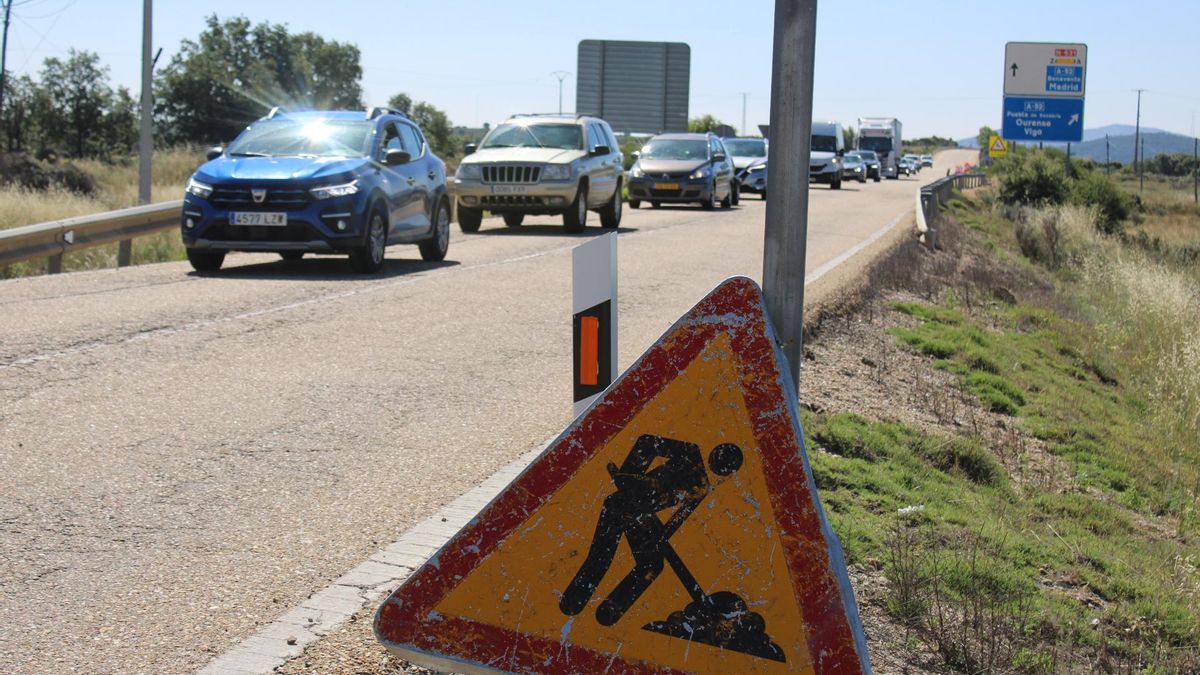 Retenciones en las carreteras de Zamora en una imagen de archivo